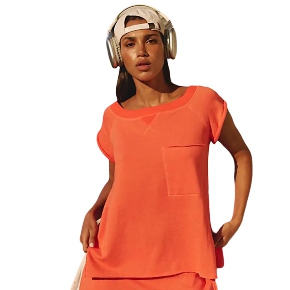 FP Movement Winning Stretch Top Summer Poppy XS NWOT Lounge Gym Pilates Tennis - Picture 3 of 9